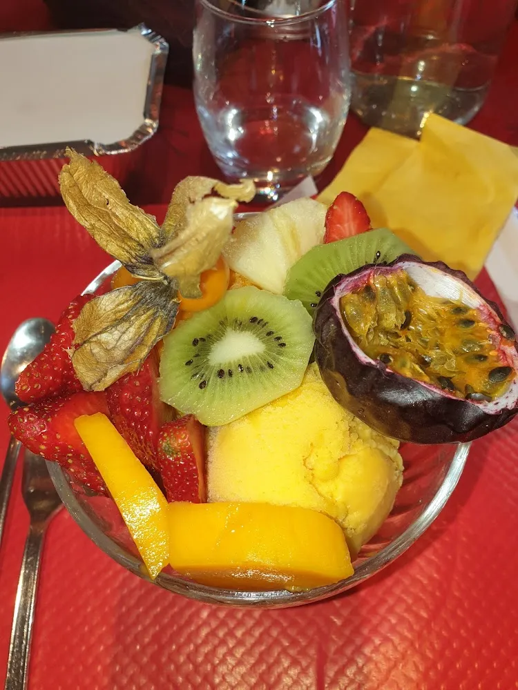 Salade de Fruits Et Son Sorbet Mangue